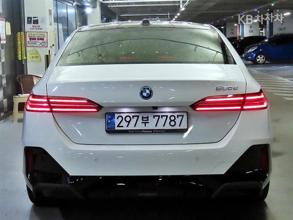 BMW New5 Series(G60)530e M Sport - 5