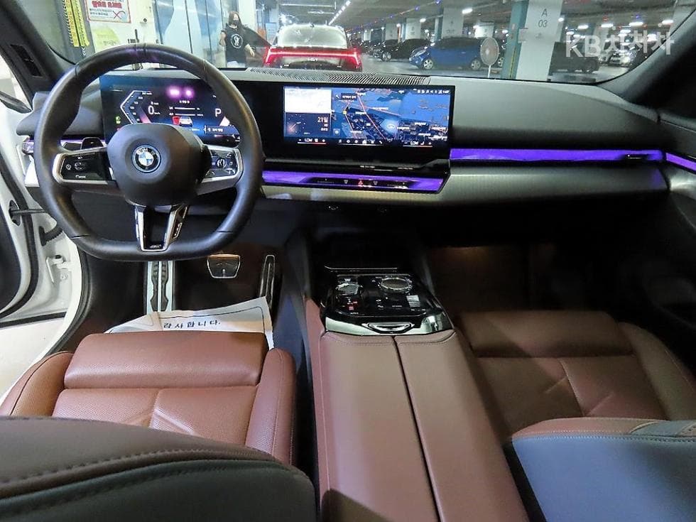 BMW New5 Series(G60)530e M Sport - 10