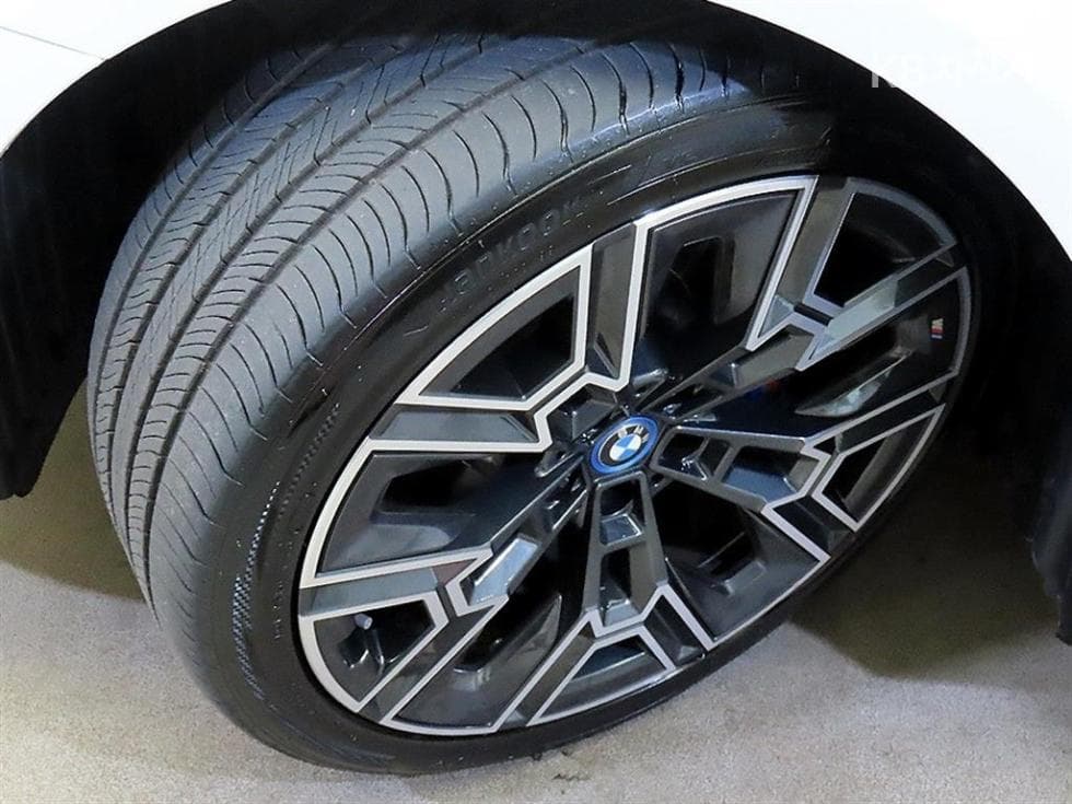 BMW New5 Series(G60)530e M Sport - 20