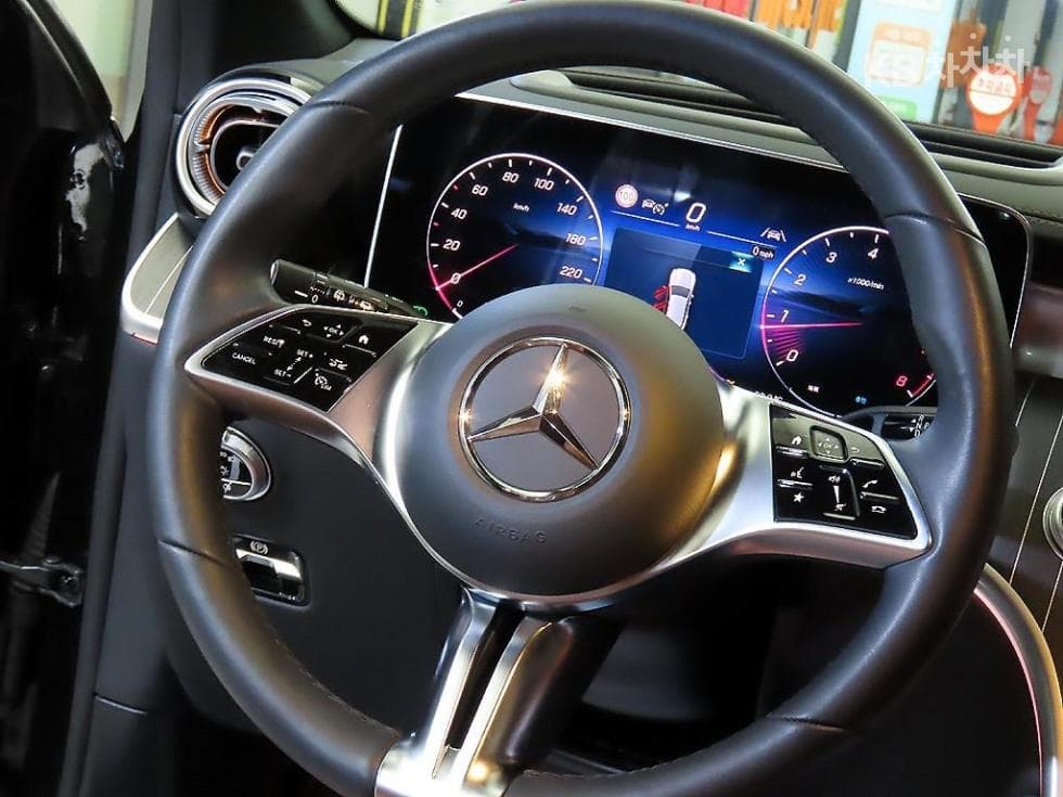 Mercedes-Benz GLC(X254)GLC300 4Matic Standard - 8