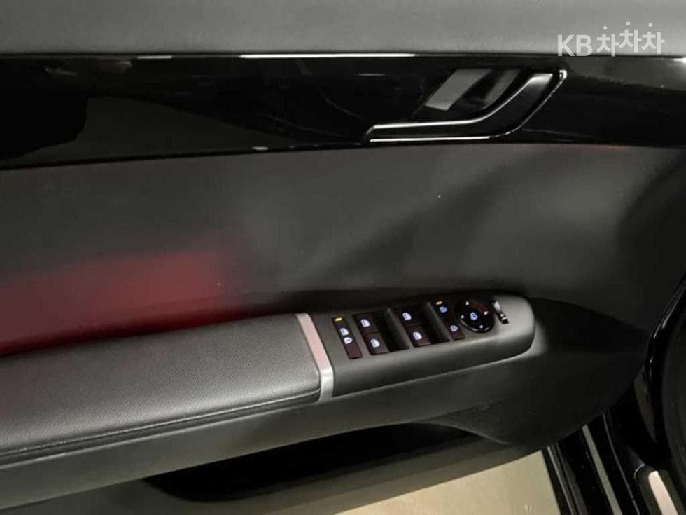 Hyundai The All New Grandeur (Azera) Hybrid1.6 Turbo Gasoline Premium - 13