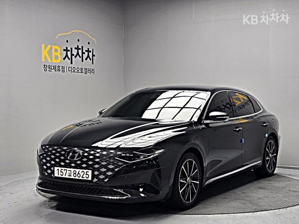 Hyundai The New (facelift) Grandeur (Azera) 2.5 Exclusive - Image 1