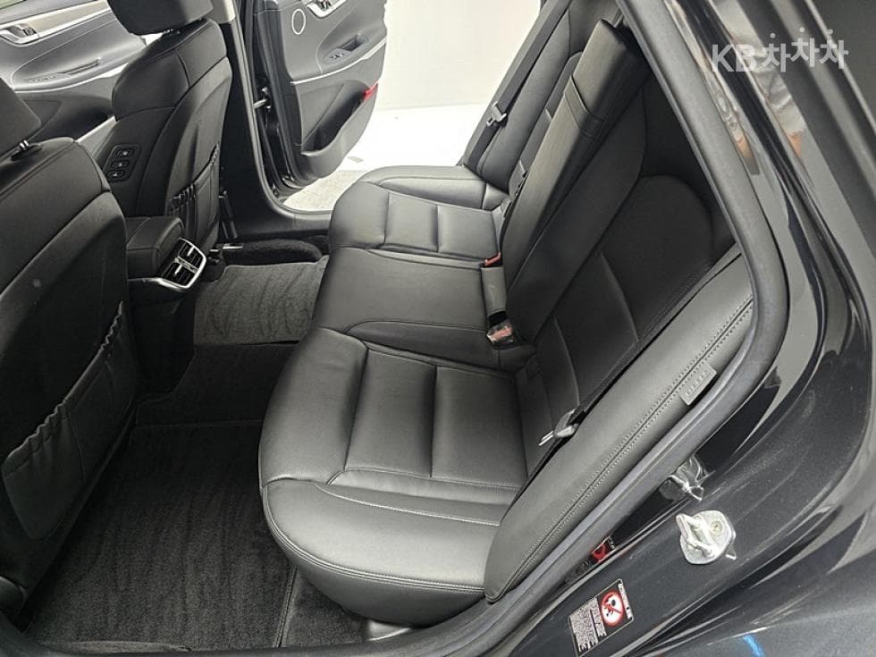 Hyundai The New (facelift) Grandeur (Azera)2.5 Exclusive - 17