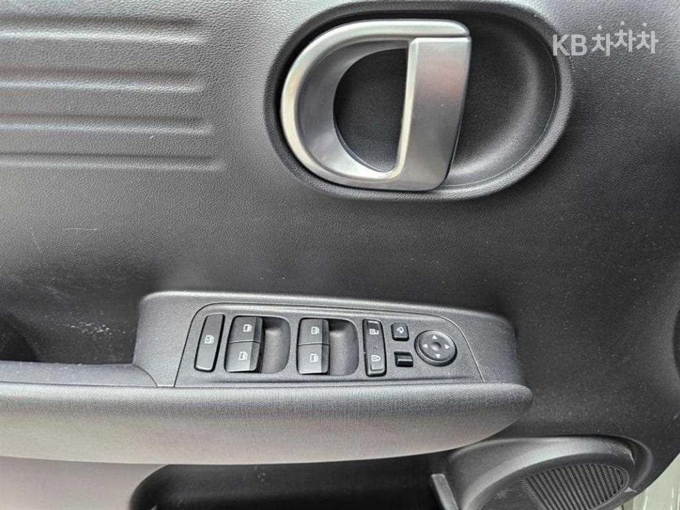 Hyundai Casper1.0 Gasoline 디 에센셜 - 9
