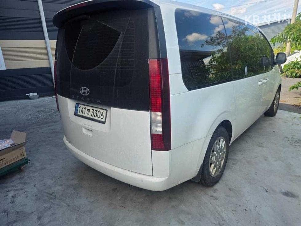 Hyundai Staria2.2 Tourer 9 Modern - 5