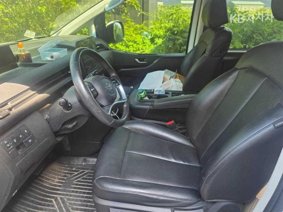 Hyundai Staria2.2 Tourer 9 Modern - 8