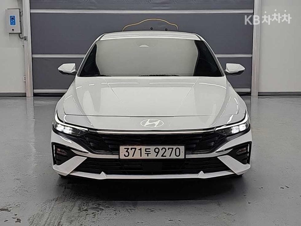 Хюндай The New (фейслифт) Avante (Elantra) (CN7) 1.6 Бензин Смарт - Image 1