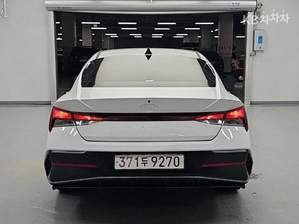 Хюндай The New (фейслифт) Avante (Elantra) (CN7)1.6 Бензин Смарт - 3