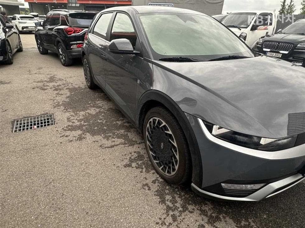 Hyundai IONIQ 5영업용 2WD Long Range - 2