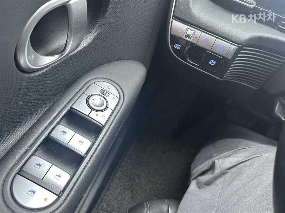 Hyundai IONIQ 5영업용 2WD Long Range - 13
