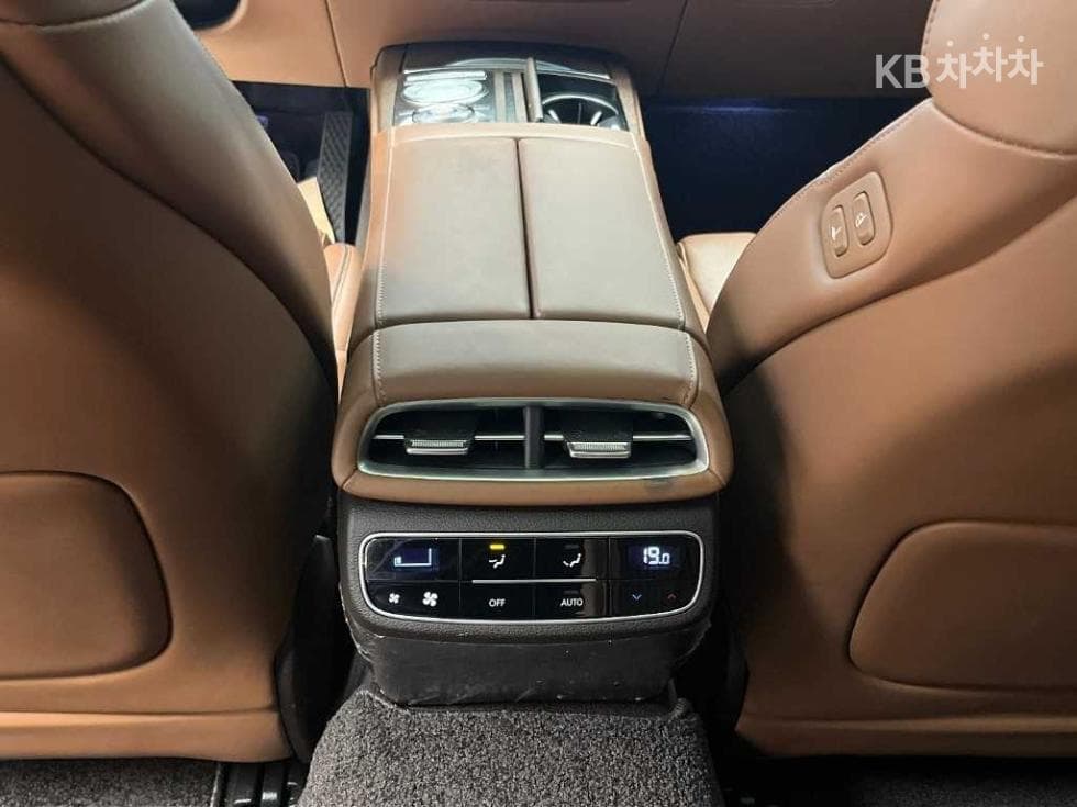 Genesis G80(RG3)2.5 Turbo Gasoline Direct Injection 2WD - 19