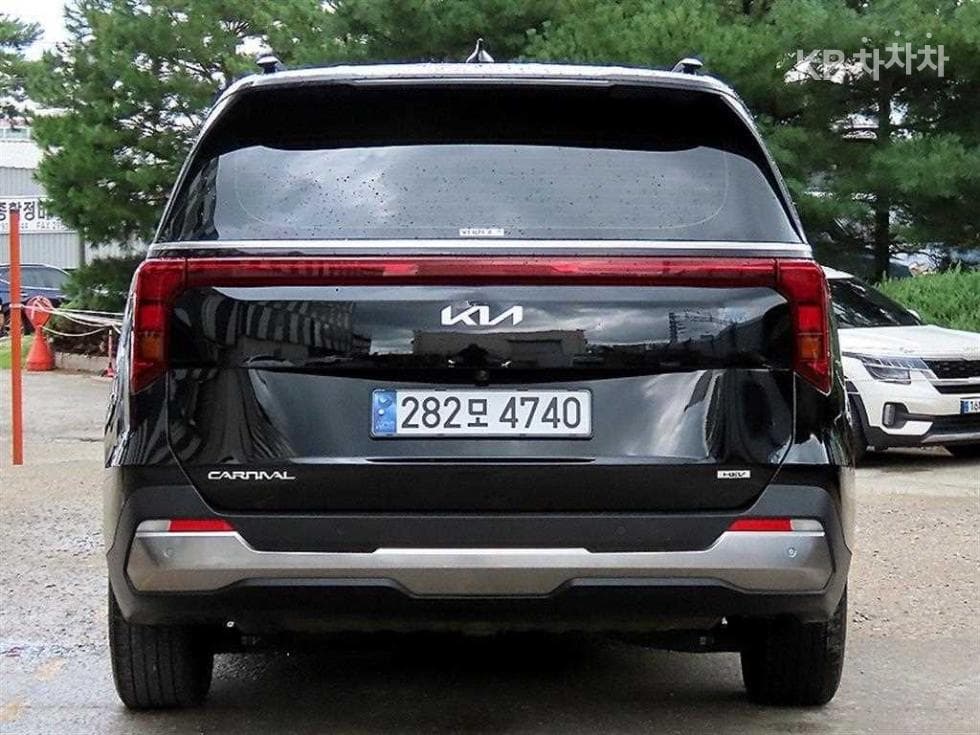Kia The New (facelift) Carnival Hybrid 4th generation1.6 HEV 9-seater Noblesse - 4