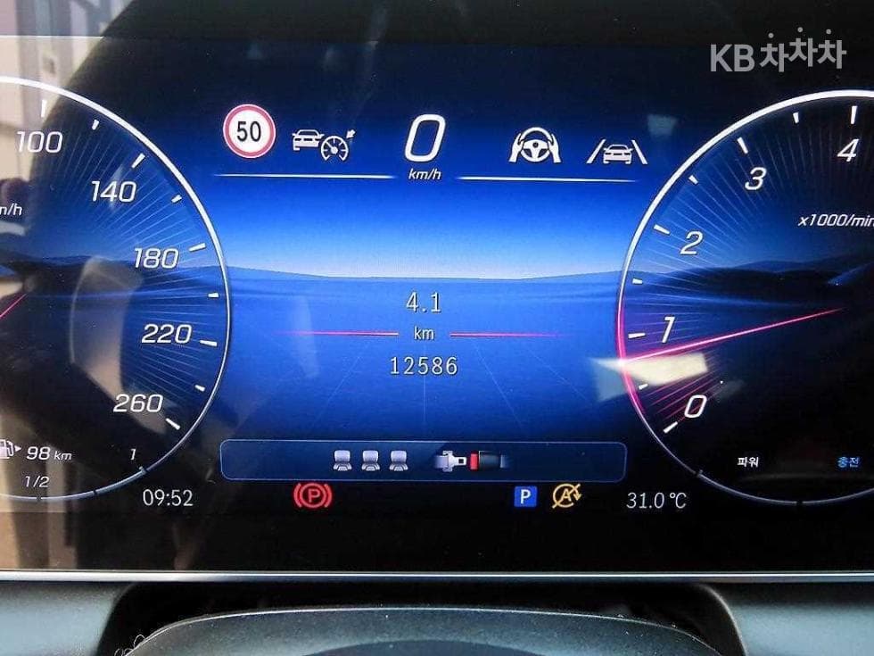 Mercedes-Benz GLC(X254)GLC300 4Matic Coupe AMG Line - 9