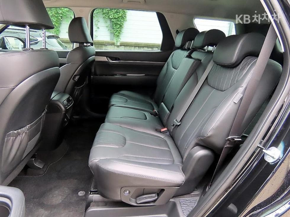 Hyundai Palisade3.8 Gasoline 7-seater (Limousine) Exclusive - 6