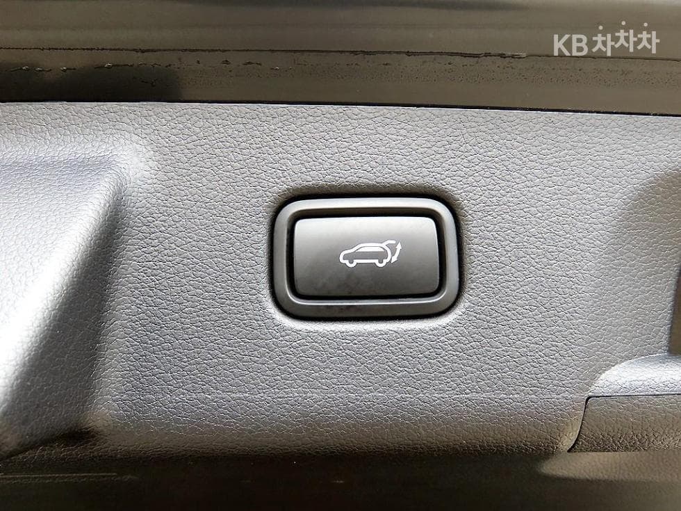 Hyundai Palisade3.8 Gasoline 7-seater (Limousine) Exclusive - 17