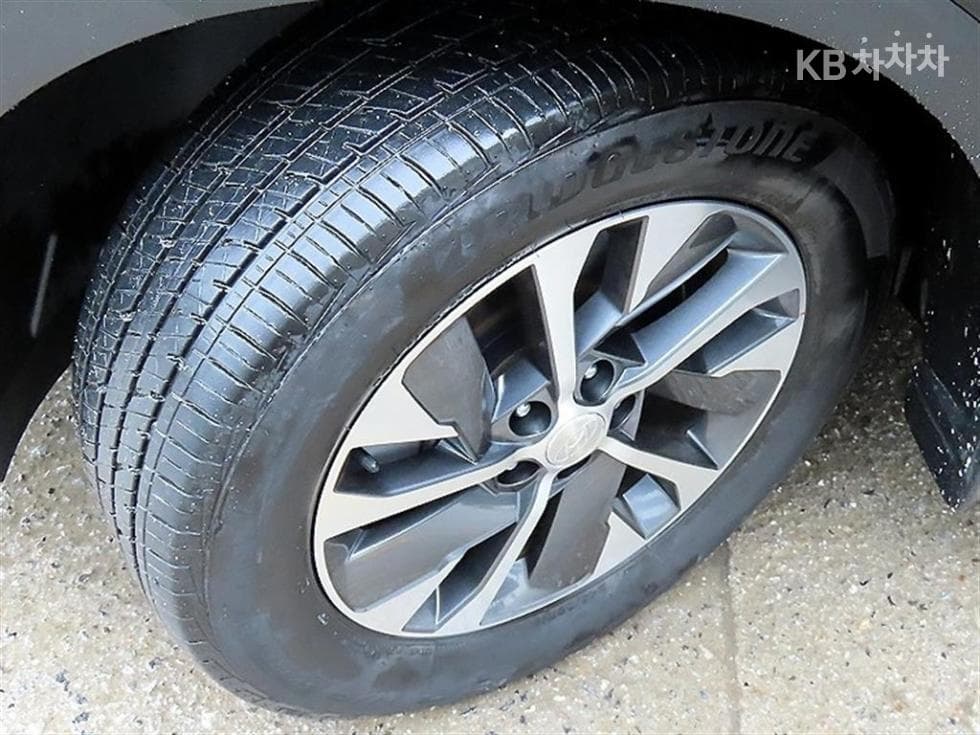 Hyundai Palisade3.8 Gasoline 7-seater (Limousine) Exclusive - 20