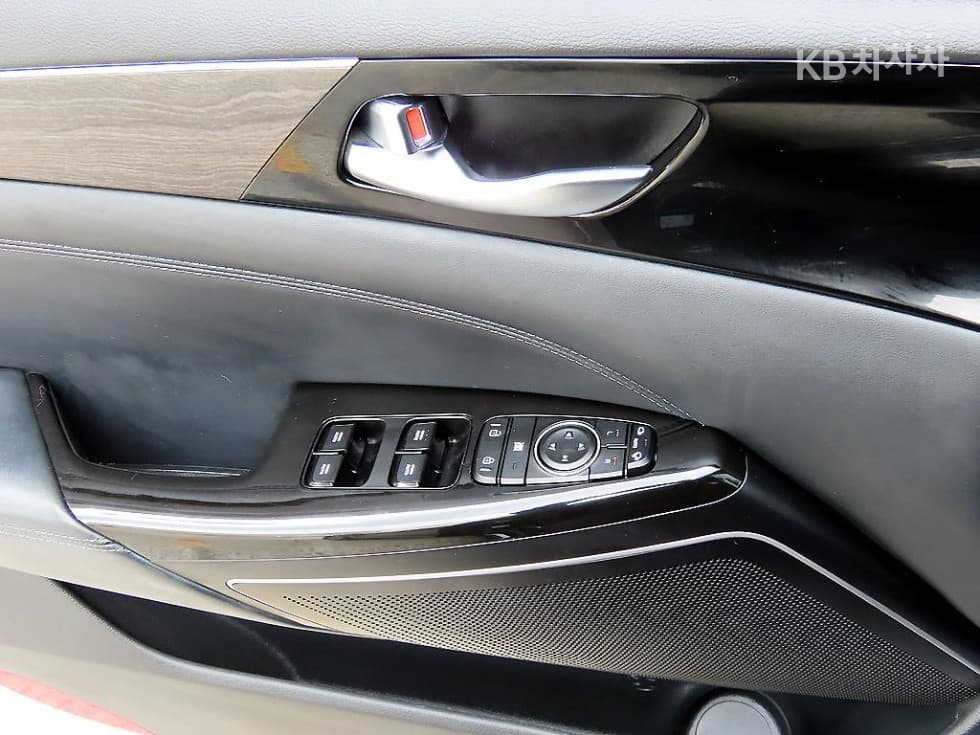 Kia K7 Premiere3.0 GDi Noblesse - 11
