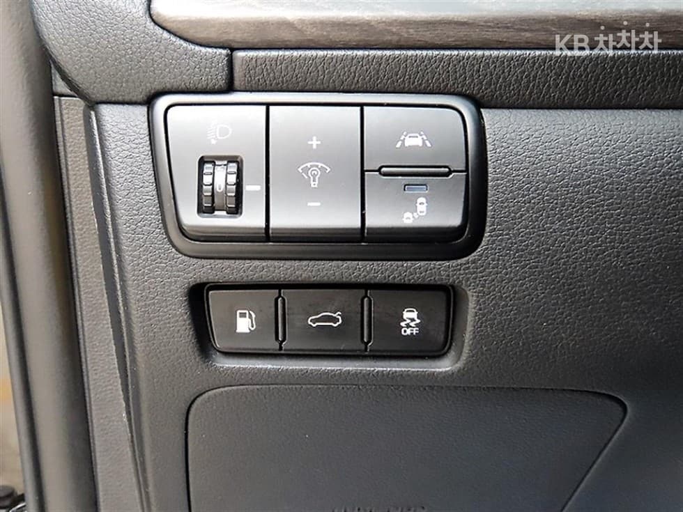 Kia K7 Premiere3.0 GDi Noblesse - 12