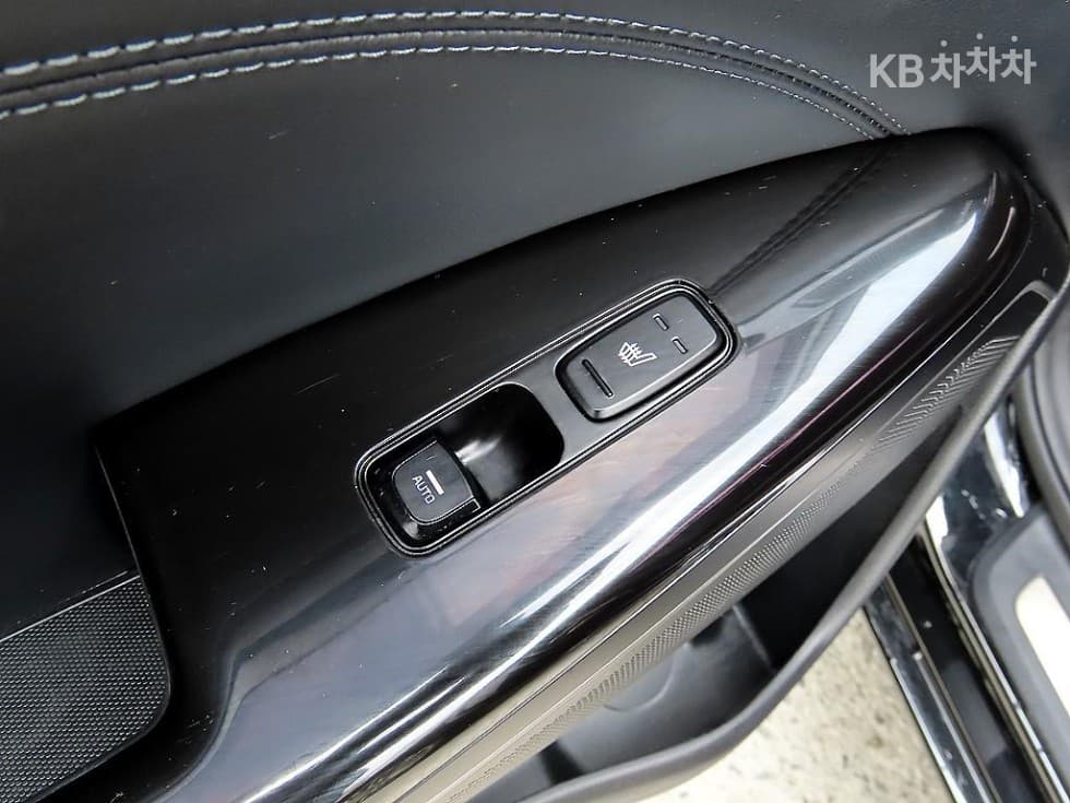 Kia K7 Premiere3.0 GDi Noblesse - 16