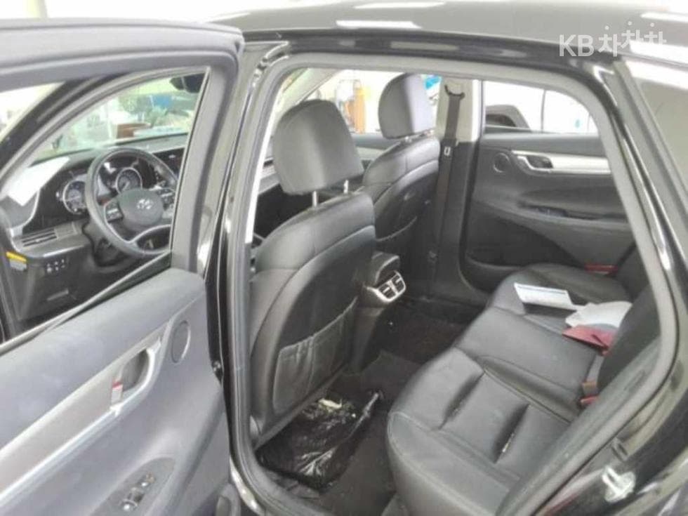 Hyundai The New (facelift) Grandeur (Azera)2.5 Premium 초이스 - 9