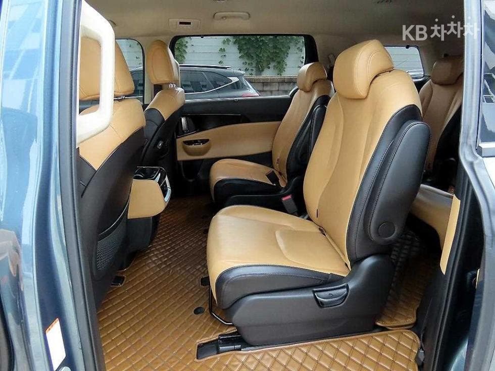 Kia Carnival 4th generationG3.5 GDI 9-seater Noblesse - 6