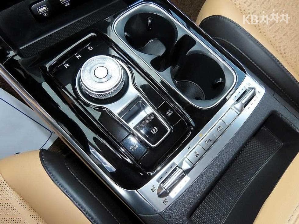 Kia Carnival 4th generationG3.5 GDI 9-seater Noblesse - 11
