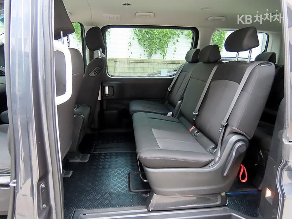 Хюндай Staria2.2 Турер 11 места Smart (Staria) - 6