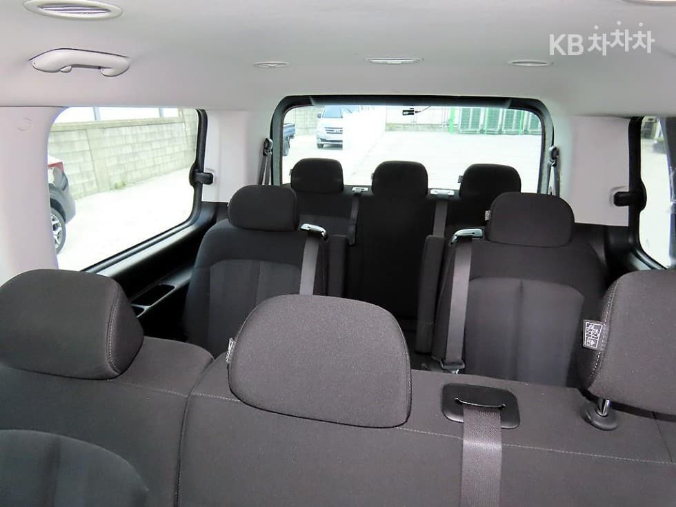 Хюндай Staria2.2 Турер 11 места Smart (Staria) - 7