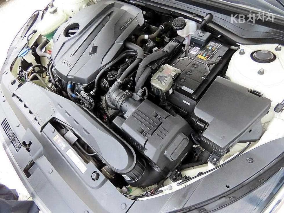 Kia K5 3rd Gen2.0 Gasoline Prestige - 19