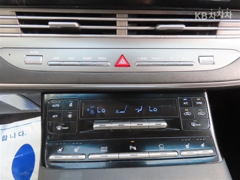 Хюндай The New (фейслифт) Grandeur (Azera)2.5 Premium 초이스 - 16