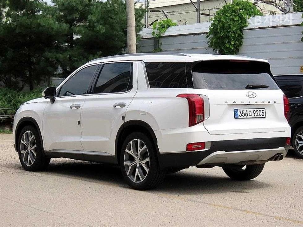 Hyundai Palisade3.8 Gasoline 7-seater (Limousine) Prestige - 3