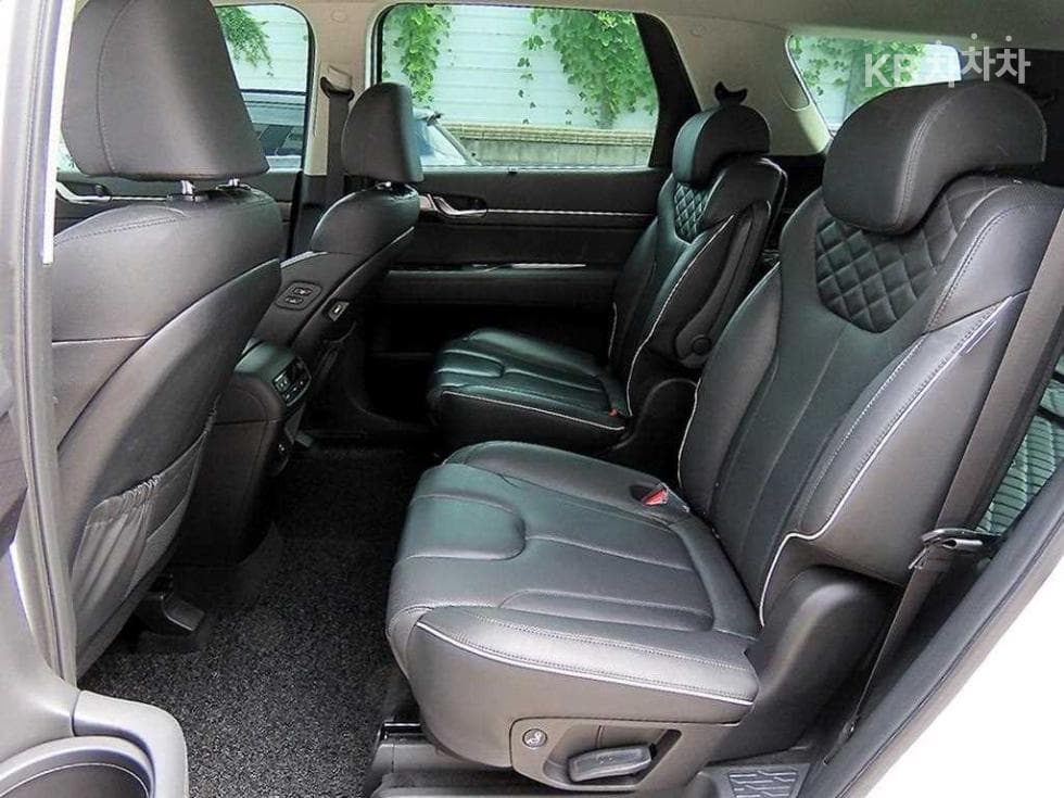 Hyundai Palisade3.8 Gasoline 7-seater (Limousine) Prestige - 6