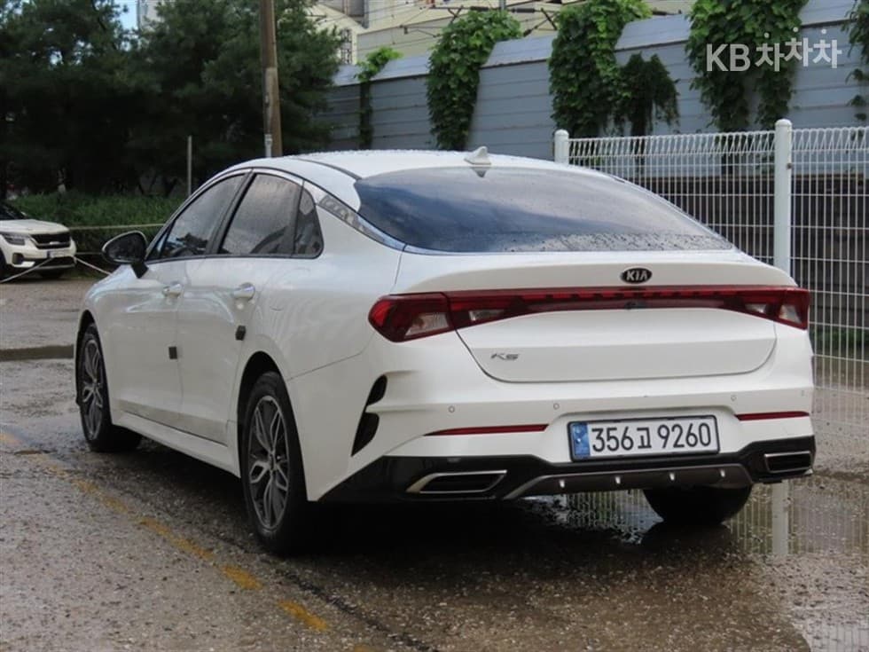 Kia K5 3rd Gen2.0 Gasoline Prestige - 3