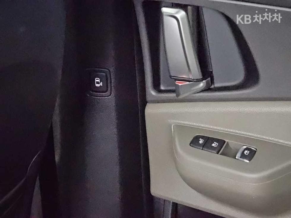 Kia The New (facelift) Carnival Hybrid 4th generation1.6 HEV 9-seater Noblesse - 14