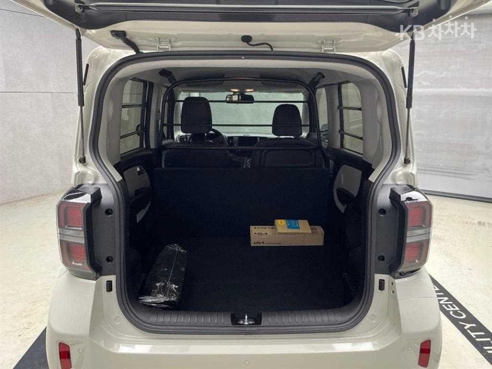 Kia The New (facelift) Ray (van)1.0 Gasoline Prestige - 18
