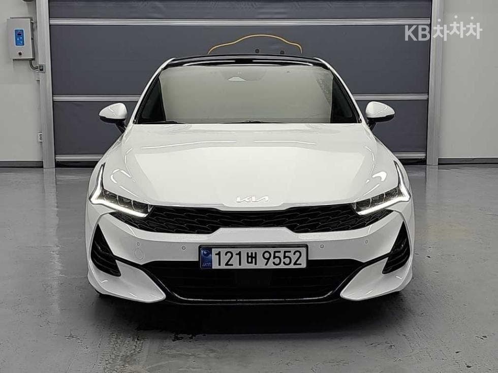 Kia K5 3rd Gen2.0 Gasoline Prestige - 2