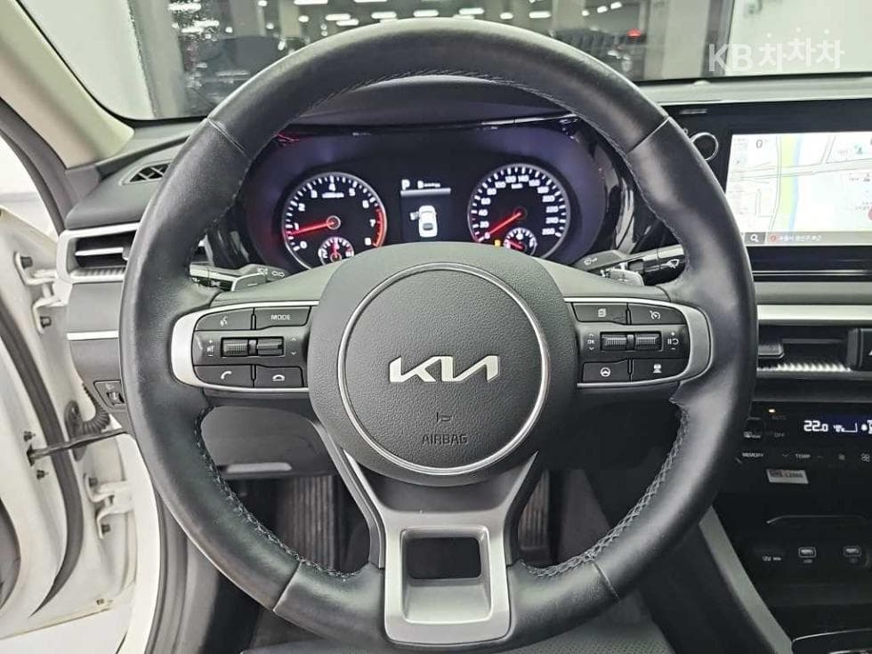 Kia K5 3rd Gen2.0 Gasoline Prestige - 9