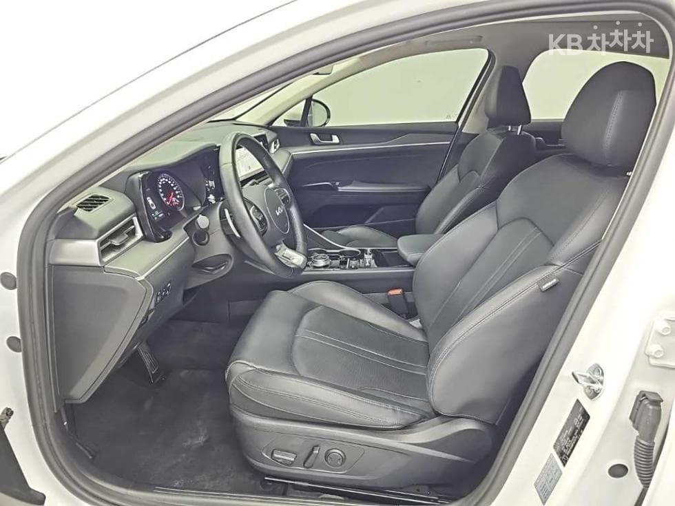 Kia K5 3rd Gen2.0 Gasoline Prestige - 11