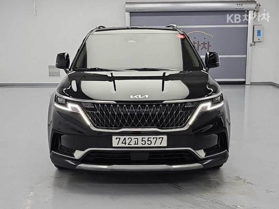 Kia Carnival 4th generationD2.2 11-seater Noblesse - 2