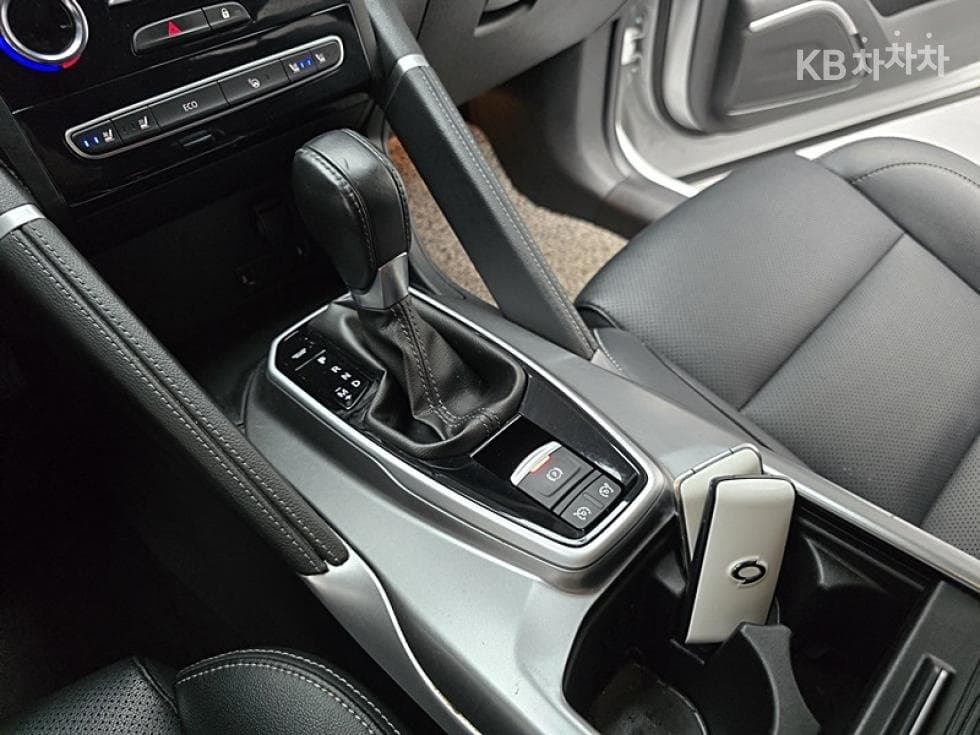 Renault Korea New QM62.0 LPe 2WD LE Signature - 8