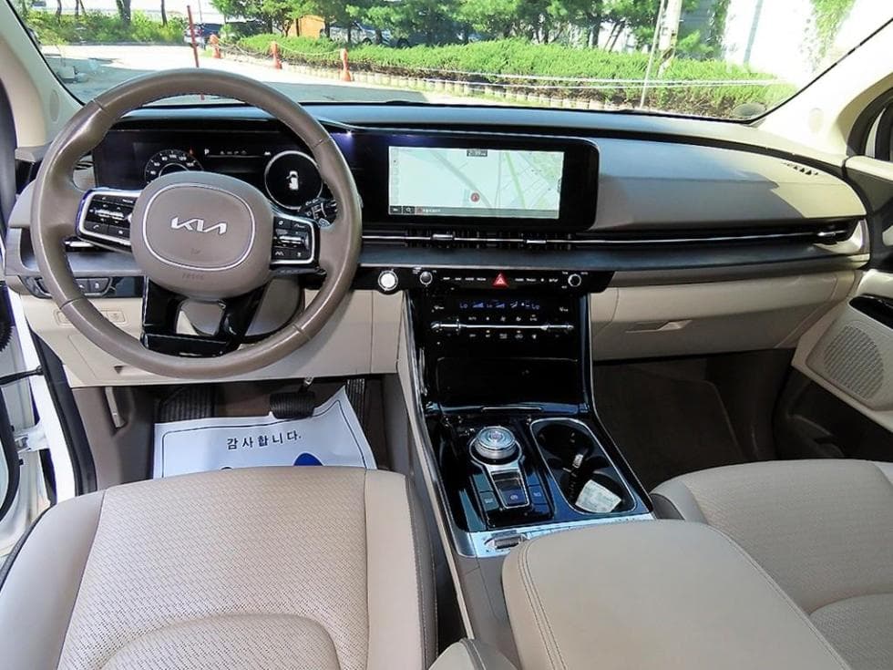 Kia Carnival 4th generationG3.5 GDI 9-seater Signature - 7