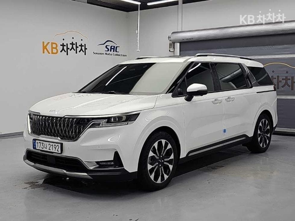 Kia Carnival 4th generationD2.2 7-seater (Limousine) Signature - 2