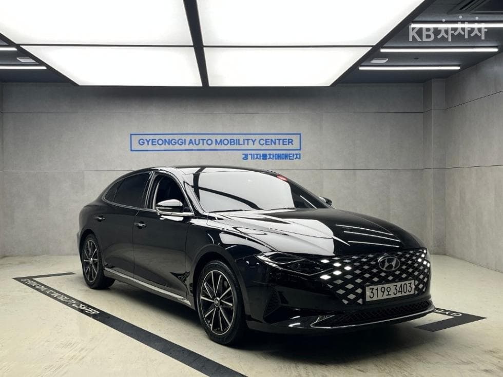Hyundai The New (facelift) Grandeur (Azera)LPi 3.0 Rental car Exclusive