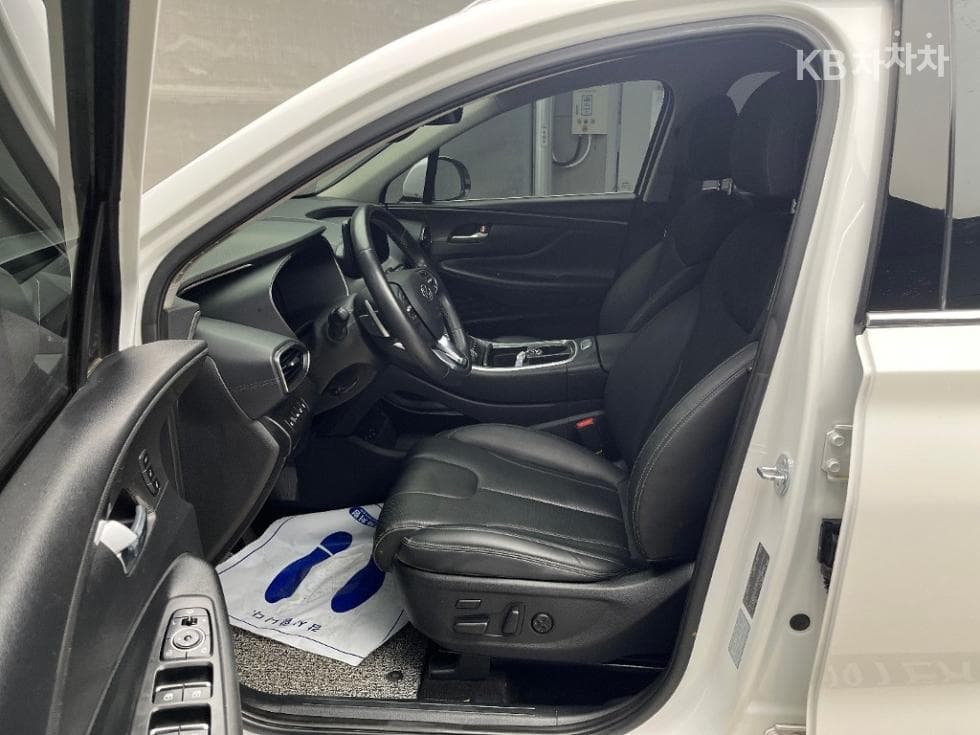 Hyundai The New (facelift) Santa Fe TMGasoline 2.5T 2WD Prestige - 5