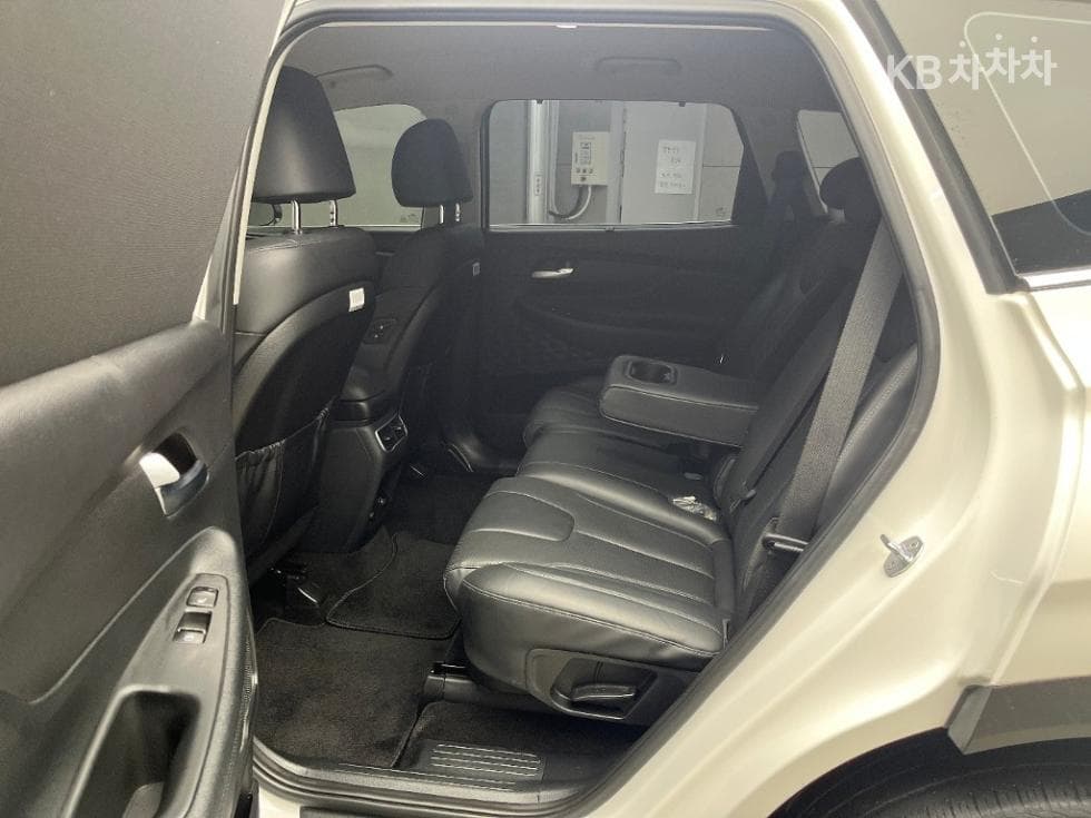 Hyundai The New (facelift) Santa Fe TMGasoline 2.5T 2WD Prestige - 6