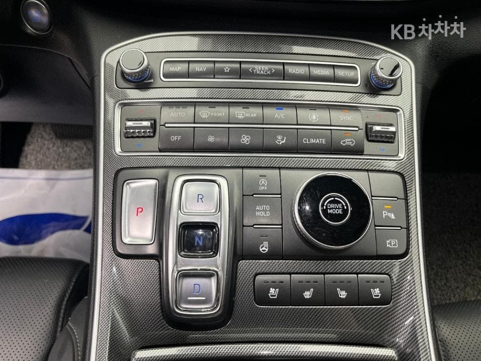 Hyundai The New (facelift) Santa Fe TMGasoline 2.5T 2WD Prestige - 10