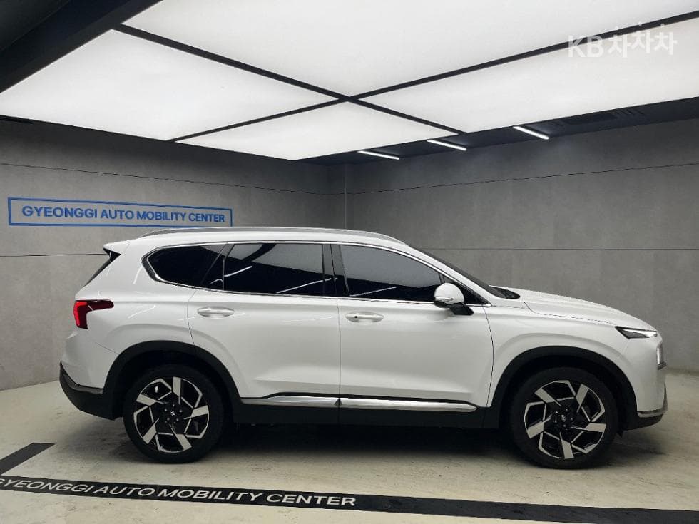 Hyundai The New (facelift) Santa Fe TMGasoline 2.5T 2WD Prestige - 2