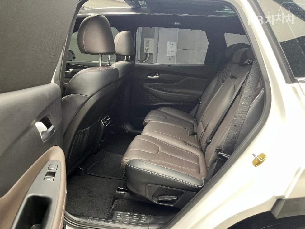 Hyundai The New (facelift) Santa Fe TMGasoline 2.5T 2WD Prestige - 6
