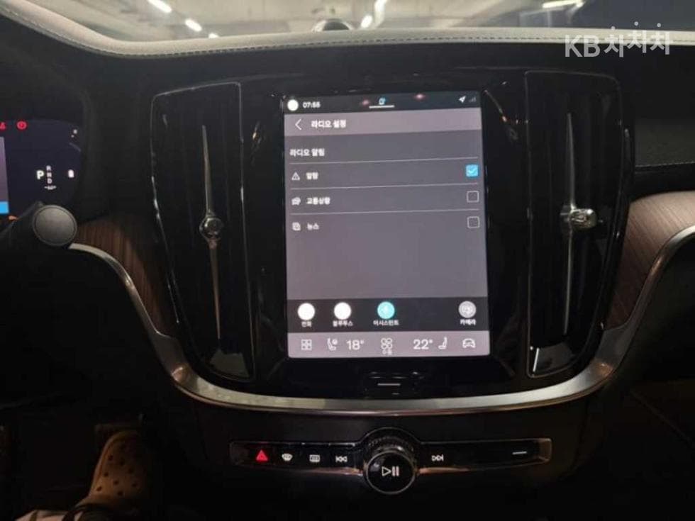 Volvo S60 3-토 поколение2.0 B5 Ultra Bright - 10
