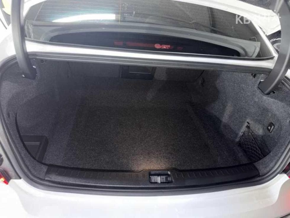 Volvo S60 3-토 поколение2.0 B5 Ultra Bright - 18